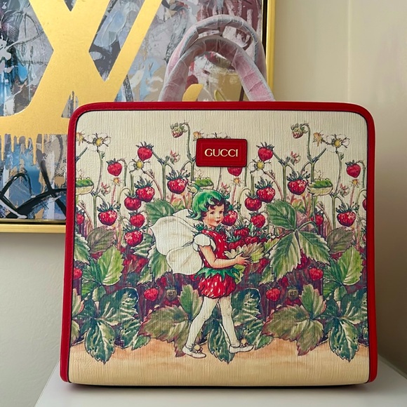 Gucci Handbags - GUCCI🍓 NWOT Limited Edition Tote